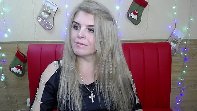 Julya Barbi online show from 12-18-24, 06:25