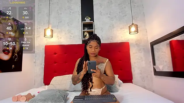 SilvannaFit online show from 03-19-25, 01:40