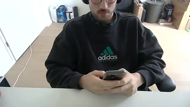 taallguyy 196 online show from 03-25-26, 03:18