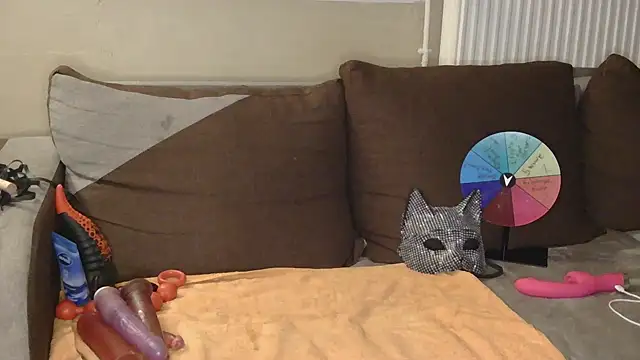 Snapshot of liloucamchaudee chatting on 01-10-26, 07:59 liloucamchaudee online show from 01-10-26, 07:59