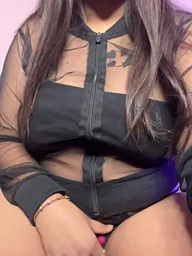 wildestcouplee online show from 01-31-25, 03:33