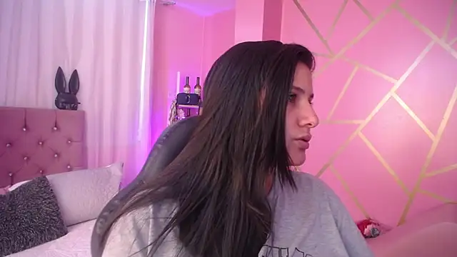 frreeya online show from 01-21-25, 08:32