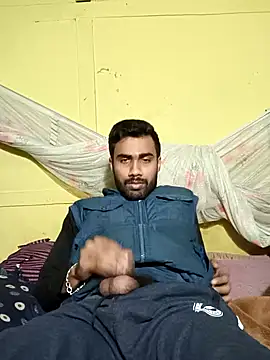 Snapshot of Skinny_Bigass_23 chatting on 01-22-25, 05:17 Skinny Bigass 23 online show from 01-22-25, 05:17