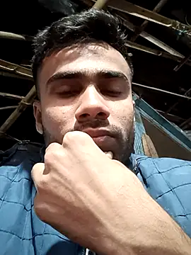 Snapshot of Skinny_Bigass_23 chatting on 02-19-25, 03:49 Skinny Bigass 23 online show from 02-19-25, 03:49