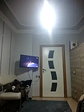 SUSELLAM1 online show from 02-24-25, 06:04