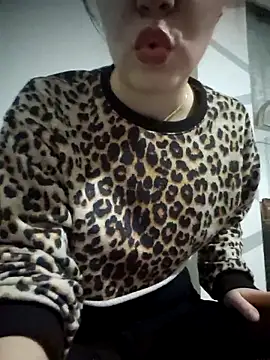 SUSELLAM1 online show from 03-02-25, 06:19