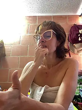 Snapshot of Goddess-Love- chatting on 02-01-25, 03:07 Goddess-Love- online show from 02-01-25, 03:07