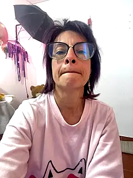 Snapshot of Goddess-Love- chatting on 10-07-25, 11:40 Goddess-Love- online show from 10-07-25, 11:40