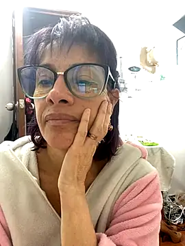 Snapshot of Goddess-Love- chatting on 10-10-25, 10:25 Goddess-Love- online show from 10-10-25, 10:25