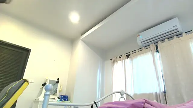 seo yeon  online show from 12-31-24, 12:43