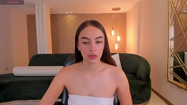 Snapshot of KaiaFerreira chatting on 02-12-25, 11:51 KaiaFerreira online show from 02-12-25, 11:51