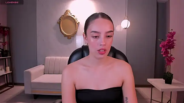 Snapshot of KaiaFerreira chatting on 02-20-25, 12:04 KaiaFerreira online show from 02-20-25, 12:04