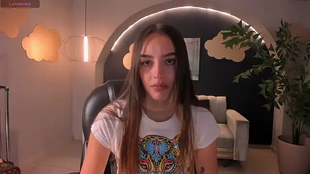 Snapshot of KaiaFerreira chatting on 03-07-25, 12:12 KaiaFerreira online show from 03-07-25, 12:12