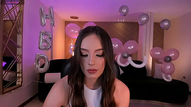 Snapshot of KaiaFerreira chatting on 03-10-25, 12:59 KaiaFerreira online show from 03-10-25, 12:59