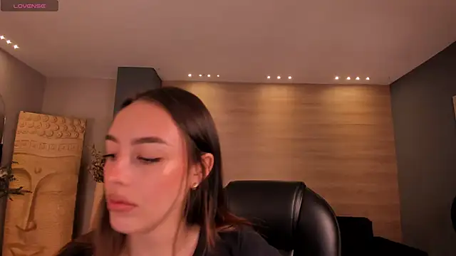 Snapshot of KaiaFerreira chatting on 03-12-25, 11:53 KaiaFerreira online show from 03-12-25, 11:53