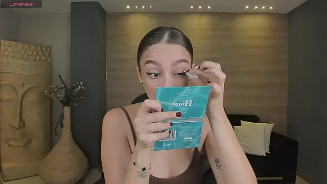 Snapshot of KaiaFerreira chatting on 10-14-25, 11:55 KaiaFerreira online show from 10-14-25, 11:55