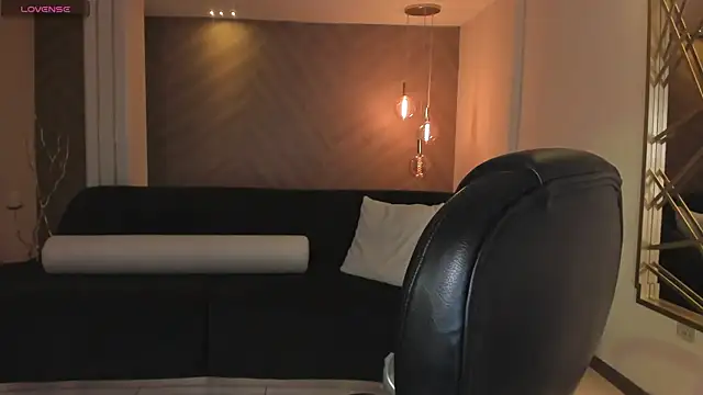 Snapshot of KaiaFerreira chatting on 10-27-25, 11:03 KaiaFerreira online show from 10-27-25, 11:03