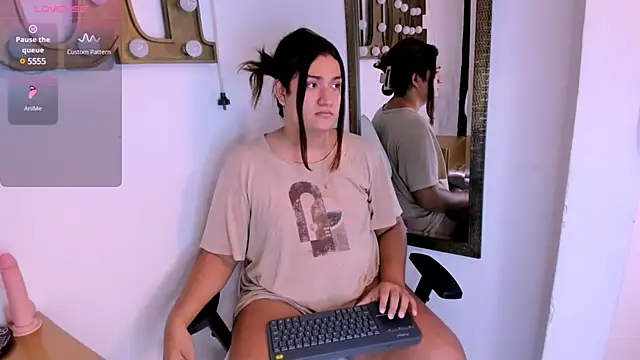 Snapshot of Valery_Maravilla_ chatting on 01-27-25, 07:46 Valery Maravilla online show from 01-27-25, 07:46