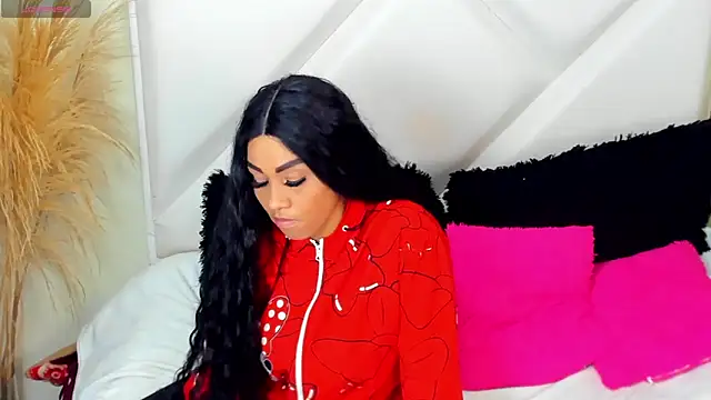 ScarlethNatasha online show from 10-26-25, 03:45