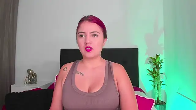 LaylaJewel online show from 12-13-24, 02:43