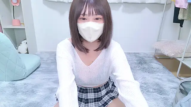 Snapshot of aki_zzz chatting on 01-24-25, 04:05 aki zzz online show from 01-24-25, 04:05