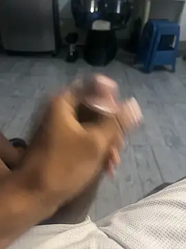 ruiz jhoe0514 online show from 09-30-25, 12:43