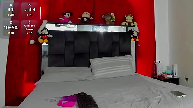 chloe vasquez710 online show from 01-22-25, 04:44