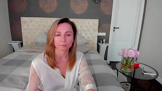 AllisonWilliams online show from 04-17-26, 04:32