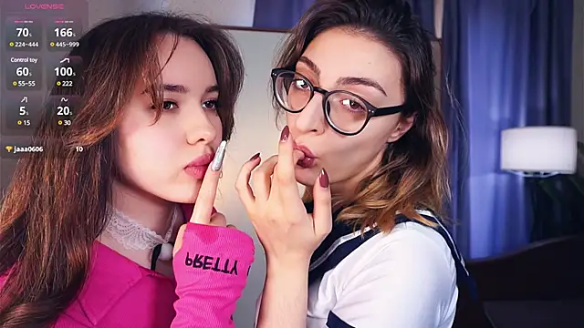 Snapshot of TateDevon chatting on 03-18-25, 07:08 TateDevon online show from 03-18-25, 07:08