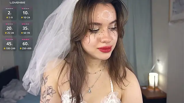 Snapshot of TateDevon chatting on 10-31-25, 07:09 TateDevon online show from 10-31-25, 07:09