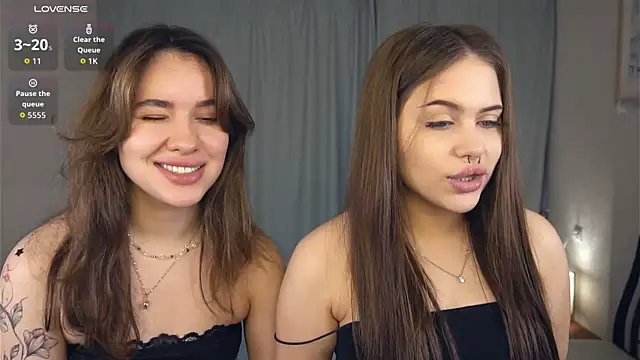 Snapshot of TateDevon chatting on 11-13-25, 06:34 TateDevon online show from 11-13-25, 06:34