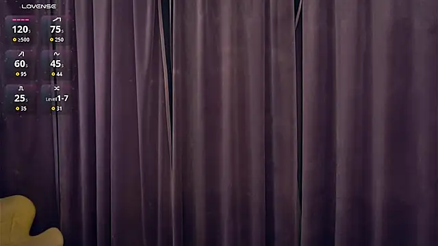 Snapshot of TateDevon chatting on 12-02-25, 06:41 TateDevon online show from 12-02-25, 06:41