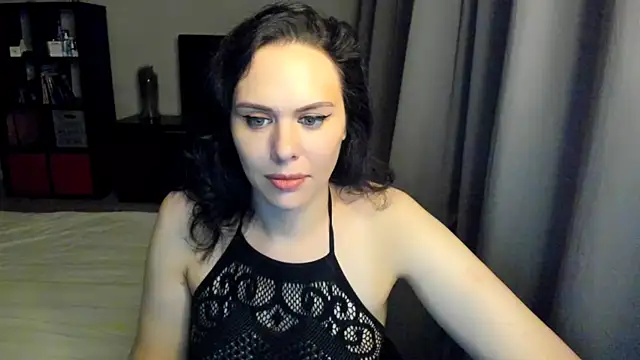 Snapshot of MollyCheiz chatting on 02-05-25, 05:53 MollyCheiz online show from 02-05-25, 05:53