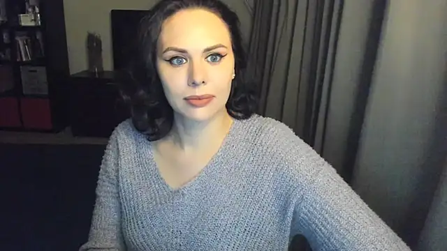 Snapshot of MollyCheiz chatting on 03-18-25, 11:20 MollyCheiz online show from 03-18-25, 11:20