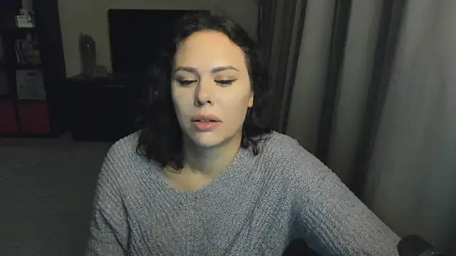 Snapshot of MollyCheiz chatting on 09-22-25, 05:15 MollyCheiz online show from 09-22-25, 05:15