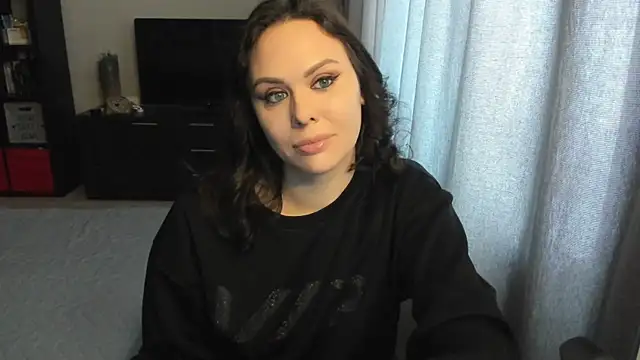 Snapshot of MollyCheiz chatting on 10-19-25, 09:10 MollyCheiz online show from 10-19-25, 09:10