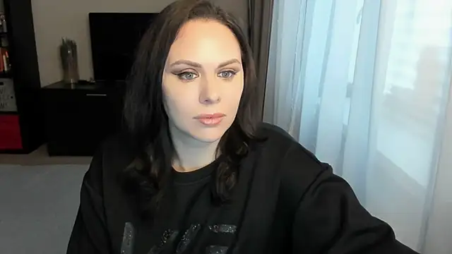 Snapshot of MollyCheiz chatting on 11-13-25, 10:25 MollyCheiz online show from 11-13-25, 10:25