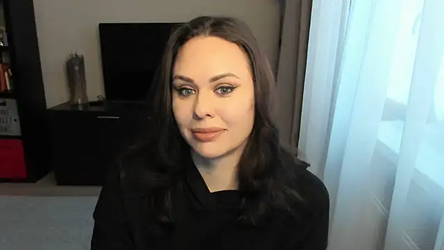 Snapshot of MollyCheiz chatting on 11-25-25, 12:27 MollyCheiz online show from 11-25-25, 12:27