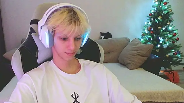 Ostin meow online show from 01-05-25, 03:45