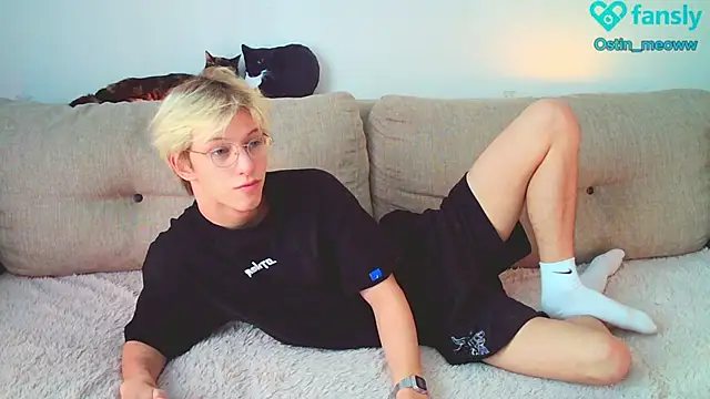 Ostin meow online show from 01-27-25, 06:41