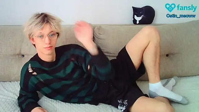 Ostin meow online show from 03-13-25, 06:26