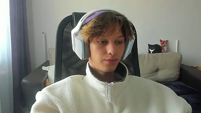 Ostin meow online show from 09-09-25, 08:03