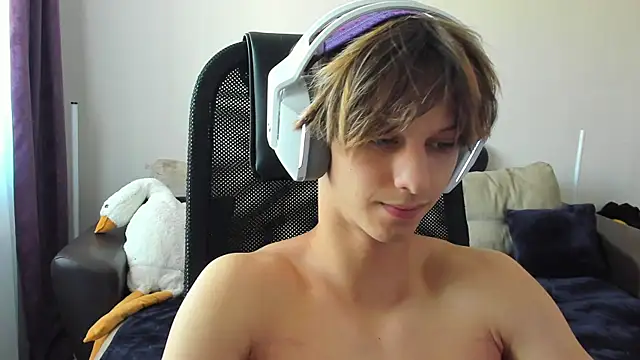 Ostin meow online show from 09-17-25, 06:26