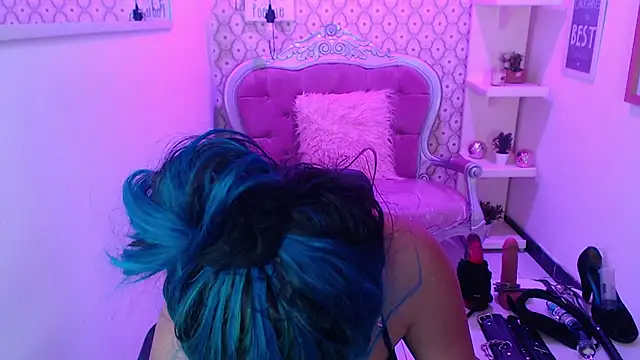 Snapshot of scarleth_blue chatting on 03-22-25, 03:09 scarleth blue online show from 03-22-25, 03:09