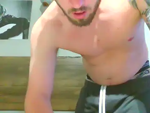 Snapshot of rickyslick123 chatting on 11-01-25, 09:33 rickyslick123 online show from 11-01-25, 09:33