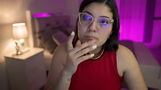 Camilaa bueno online show from 12-16-24, 01:31