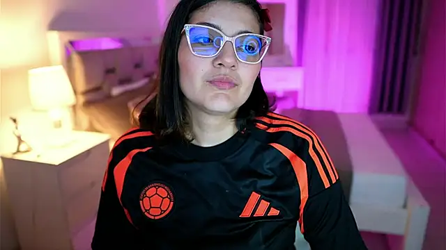 Camilaa bueno online show from 03-20-25, 11:02