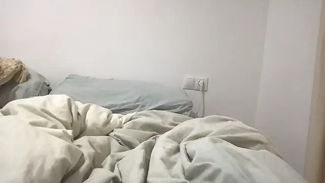 Snapshot of ScarlettMadii chatting on 12-25-24, 10:39 ScarlettMadii online show from 12-25-24, 10:39