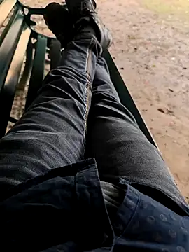 Snapshot of faaseel chatting on 10-09-25, 08:56 faaseel online show from 10-09-25, 08:56