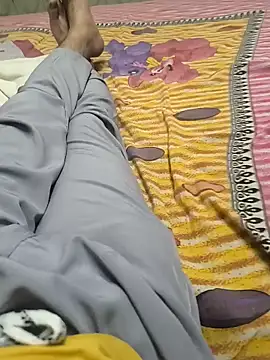 Snapshot of faaseel chatting on 10-17-25, 05:37 faaseel online show from 10-17-25, 05:37